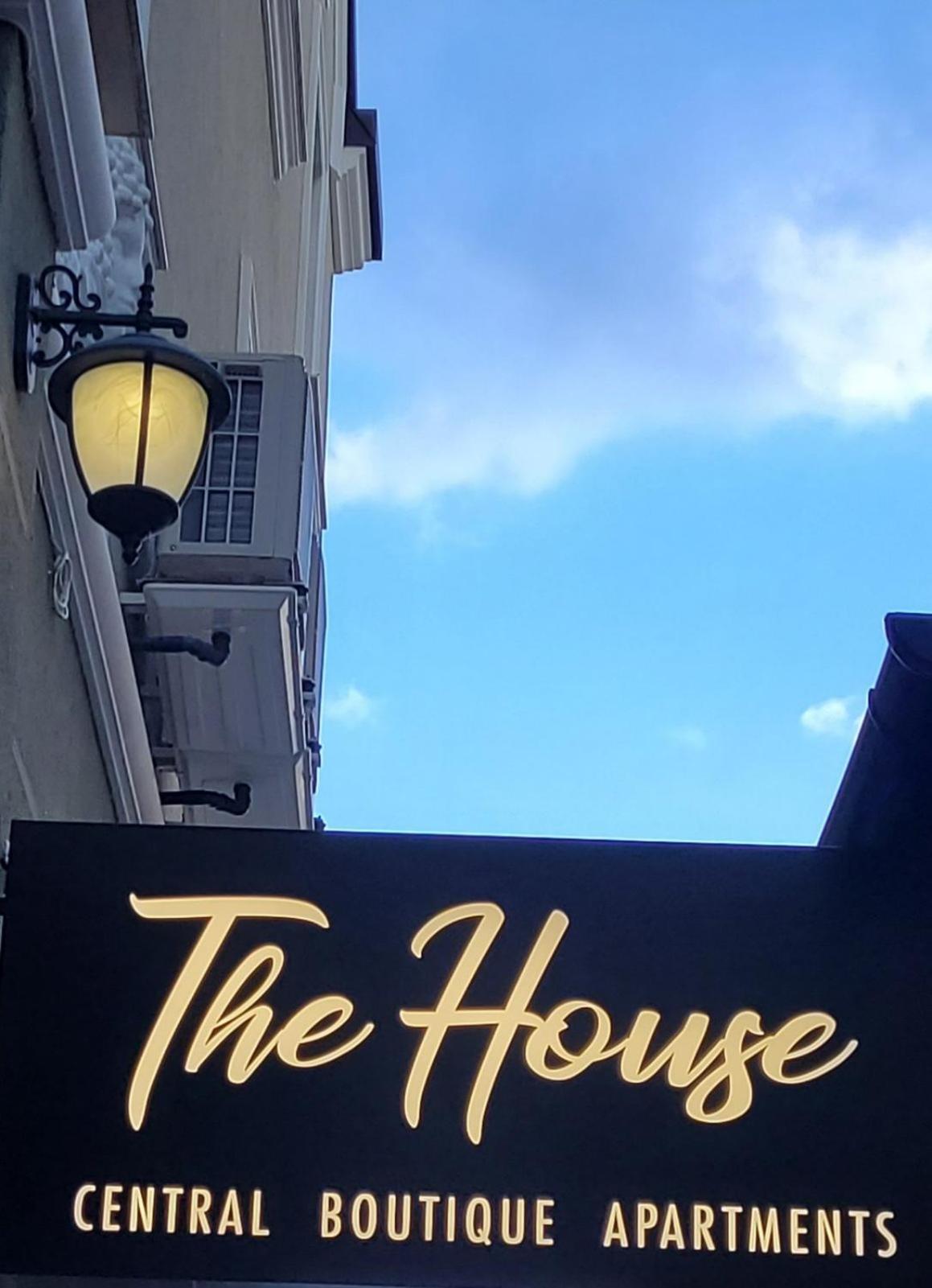 The House - Central Boutique Apartments Kjustendil Exterior foto